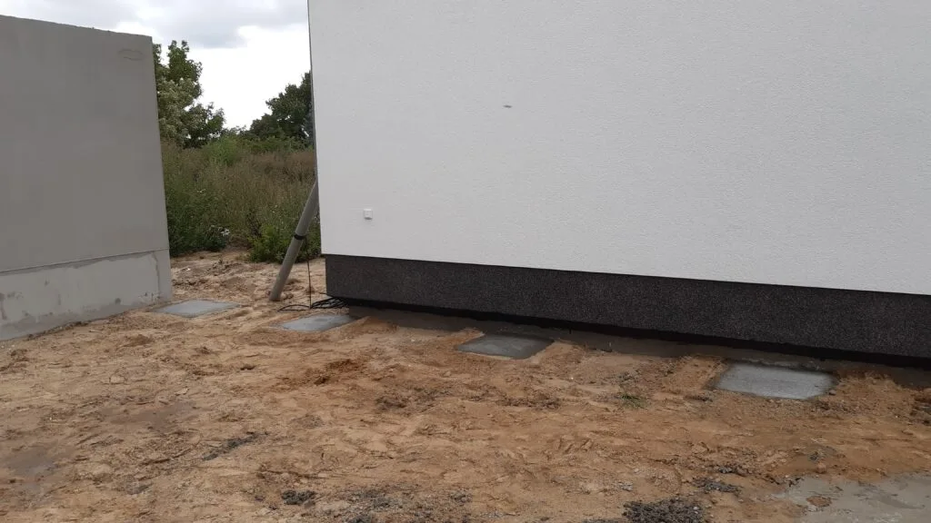 Fundamente für die Carportpfosten