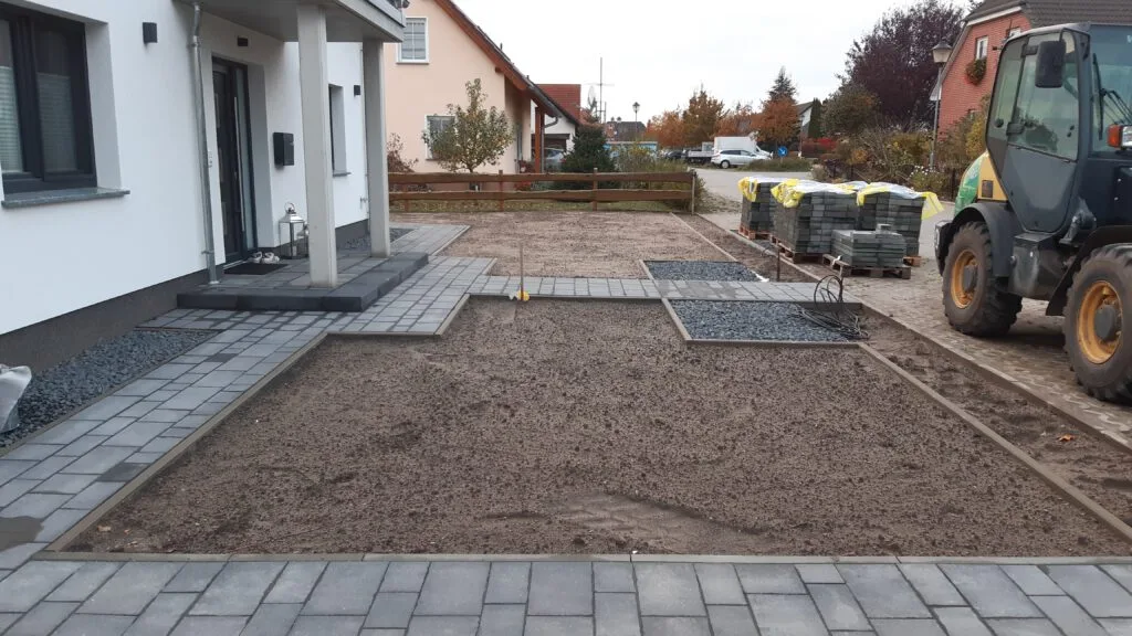 Die Westterrasse ist auch fertig